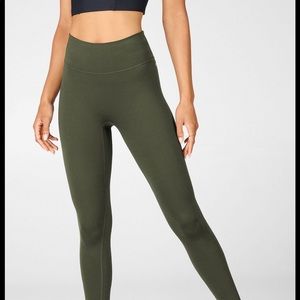 Fabletics compression Leggings Size Sm💕